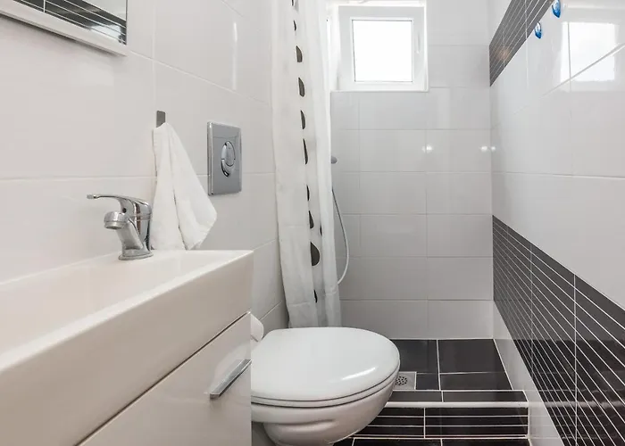 With Parking Space - 19100 Appartement *