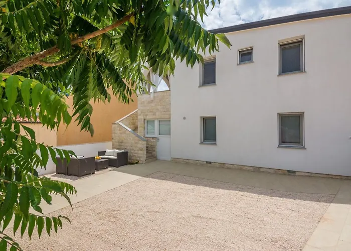 Appartement With Parking Space - 19100